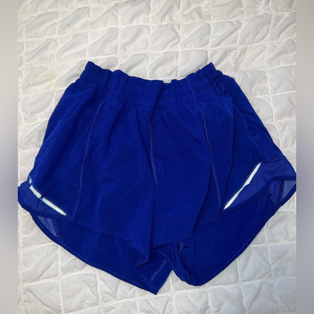 Lululemon blue hotty hot shorts size 4